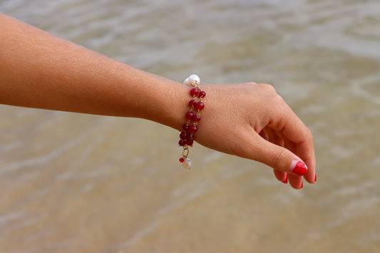 Pearl & Red Crystal Bead Bracelet
